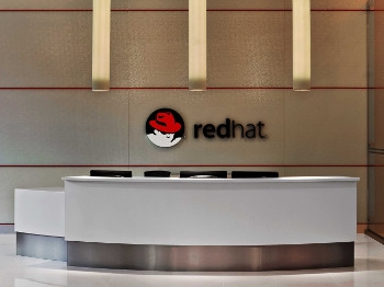 With eye on government contracts, Red Hat opens Canberra office