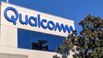 EC hits Qualcomm with $385m fine for abusing market dominance